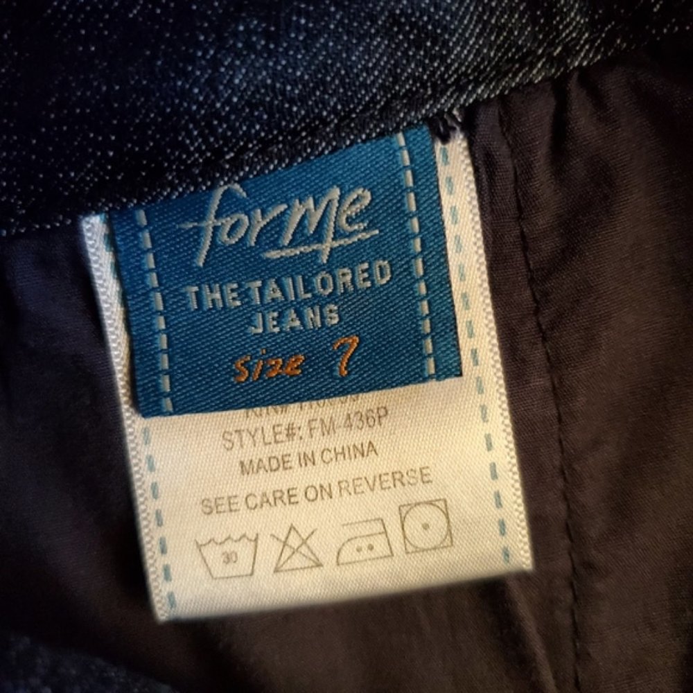 Classic Blue Women's Jeans - Picture 6 of 9